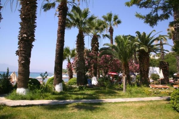 Meteor Beach Hotel Turgutreis Esterno foto