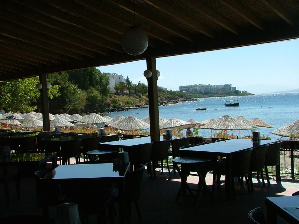 Meteor Beach Hotel Turgutreis Esterno foto